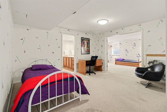 1060 Chestnut Street, Ann Arbor, MI 48104