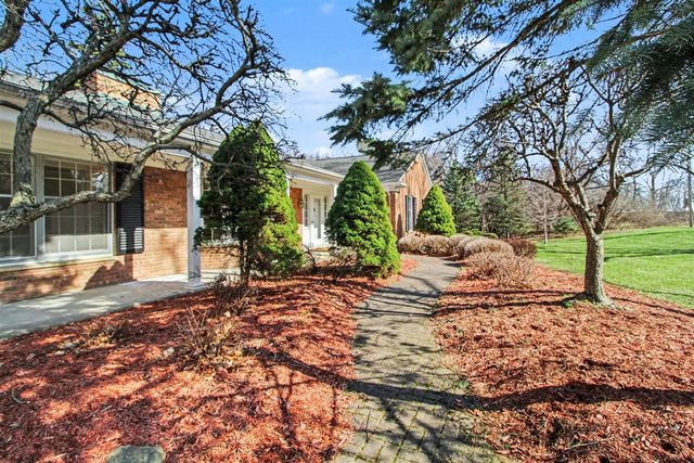 1060 Chestnut Street, Ann Arbor, MI 48104