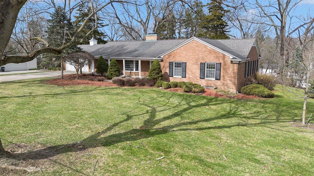 1060 Chestnut Street, Ann Arbor, MI 48104