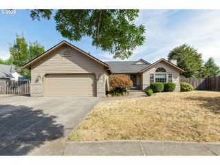 15035 PEBBLE BEACH Dr, Oregon City, OR 97045