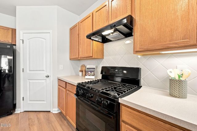 2508 Grampian Lane, Fuquay Varina, NC 27526