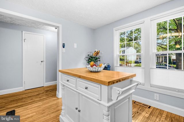 7528 BRENISH DR, Gaithersburg, MD 20879