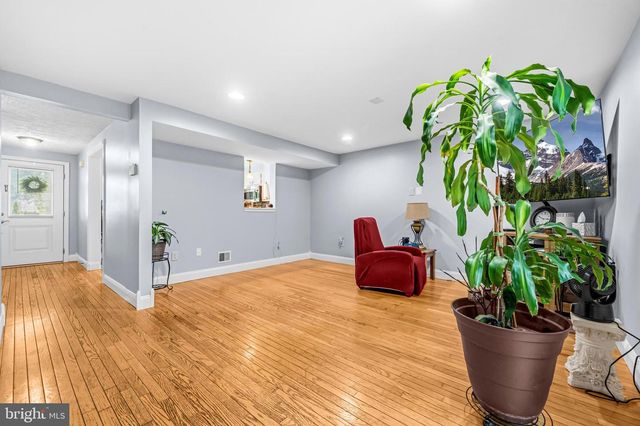 7528 BRENISH DR, Gaithersburg, MD 20879