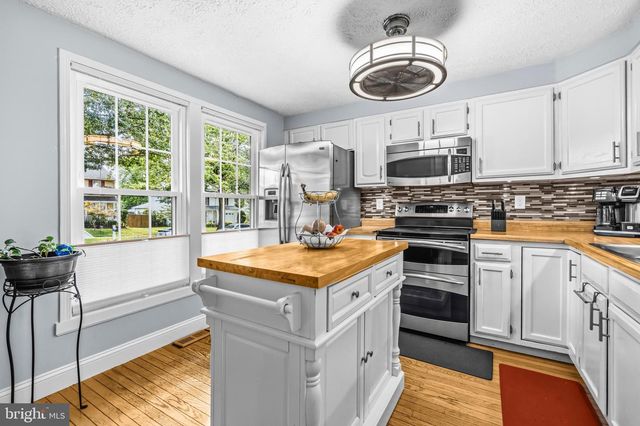 7528 BRENISH DR, Gaithersburg, MD 20879