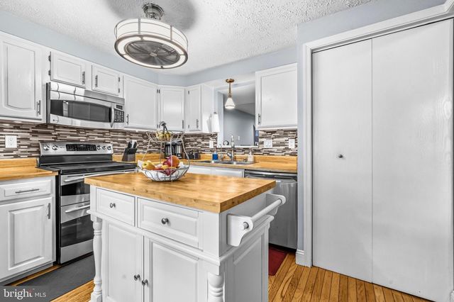7528 BRENISH DR, Gaithersburg, MD 20879