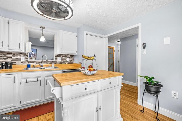 7528 BRENISH DR, Gaithersburg, MD 20879