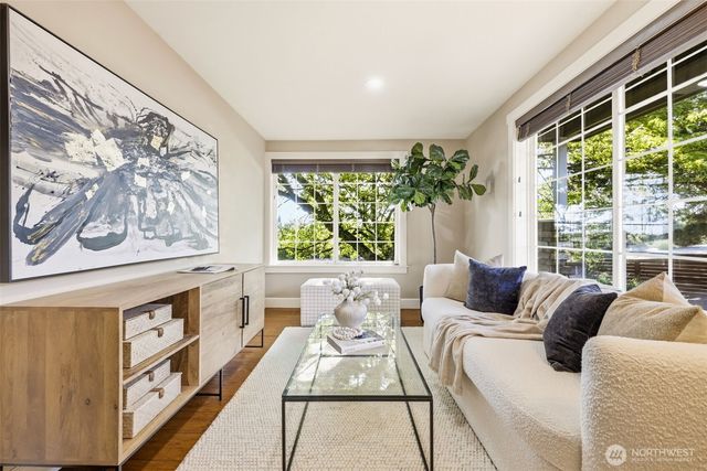 505 NE 78th Street, Seattle, WA 98115