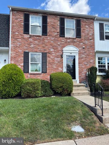 802 SEMINOLE GDNS, Ambler, PA 19002