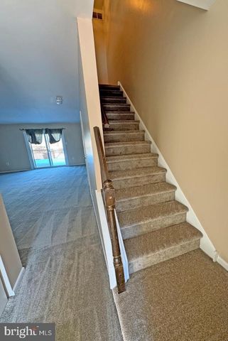 802 SEMINOLE GDNS, Ambler, PA 19002