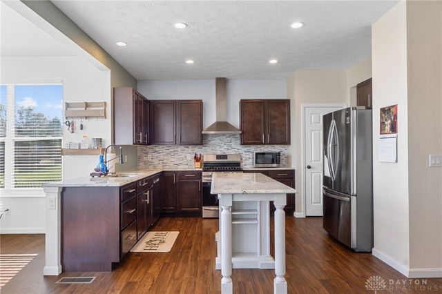 1088 Brehm Boulevard, Fairborn, OH 45324