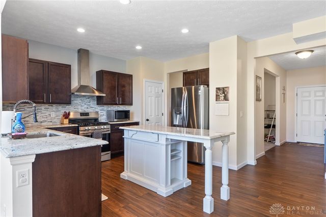 1088 Brehm Boulevard, Fairborn, OH 45324