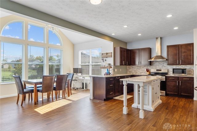 1088 Brehm Boulevard, Fairborn, OH 45324