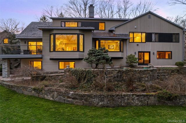 112 Woodlands Road, Harrison, NY 10528