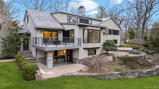112 Woodlands Road, Harrison, NY 10528