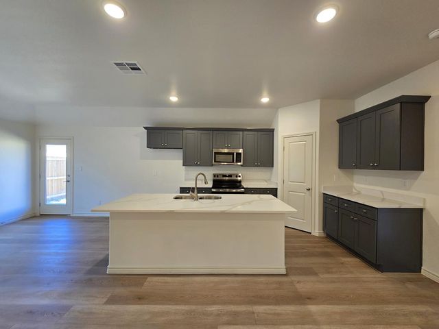 1333 Hogback Way, Midland, TX 79705