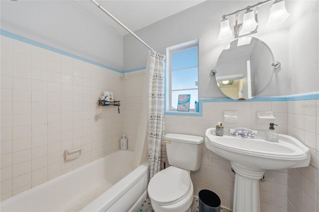 5136 4TH AVENUE N, St Petersburg, FL 33710