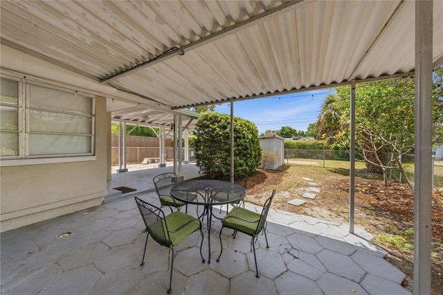 5136 4TH AVENUE N, St Petersburg, FL 33710