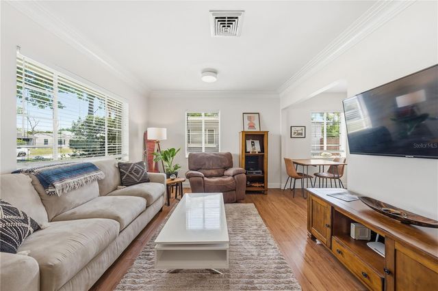 5136 4TH AVENUE N, St Petersburg, FL 33710