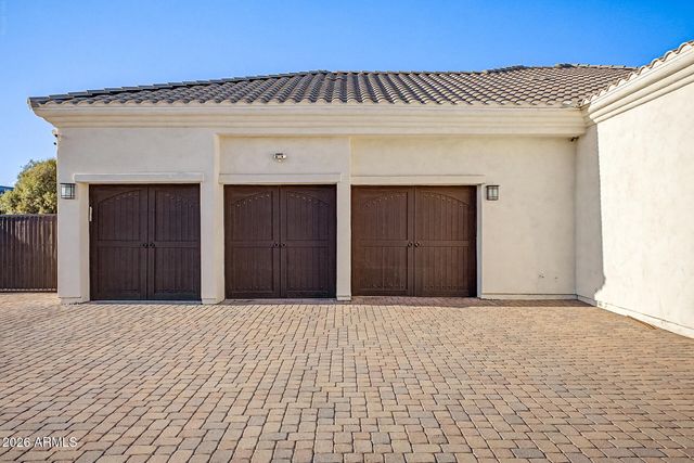 7320 E SWEETWATER Avenue, Scottsdale, AZ 85260