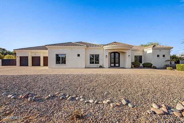 7320 E SWEETWATER Avenue, Scottsdale, AZ 85260