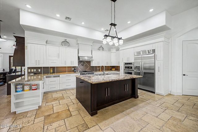 7320 E SWEETWATER Avenue, Scottsdale, AZ 85260