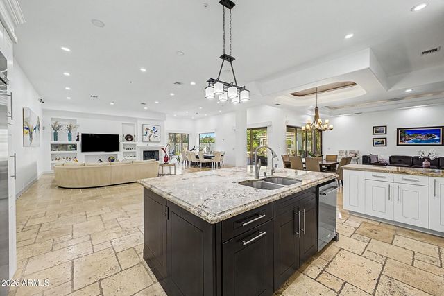 7320 E SWEETWATER Avenue, Scottsdale, AZ 85260