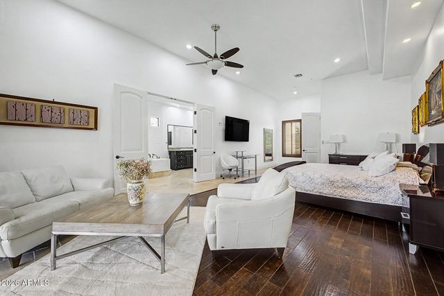 7320 E SWEETWATER Avenue, Scottsdale, AZ 85260