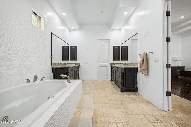 7320 E SWEETWATER Avenue, Scottsdale, AZ 85260