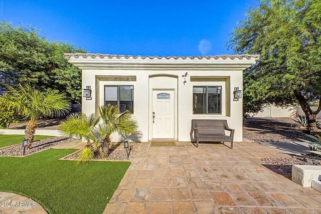 7320 E SWEETWATER Avenue, Scottsdale, AZ 85260
