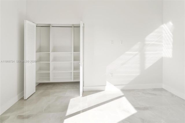 919 Columbus Blvd S, Lehigh Acres, FL 33974