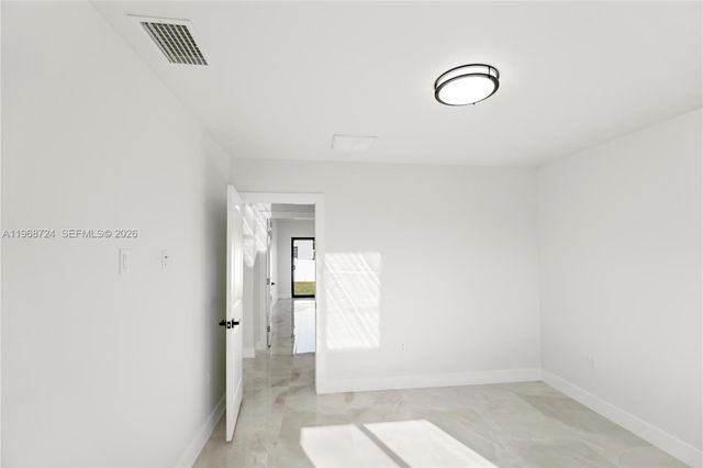 919 Columbus Blvd S, Lehigh Acres, FL 33974