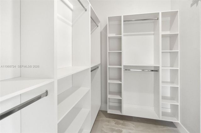 919 Columbus Blvd S, Lehigh Acres, FL 33974