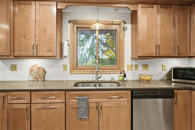 5914 Stanton Lane, Madison, WI 53719