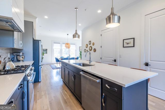 812 W College Avenue, Decatur, GA 30030