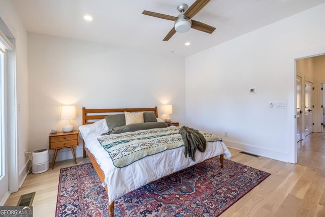 812 W College Avenue, Decatur, GA 30030