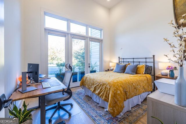 812 W College Avenue, Decatur, GA 30030