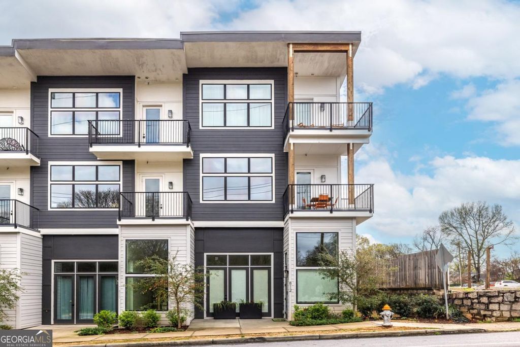 812 W College Avenue, Decatur, GA 30030