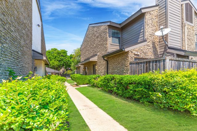 333 Melrose Drive 4D, Richardson, TX 75080