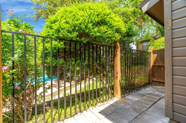 333 Melrose Drive 4D, Richardson, TX 75080