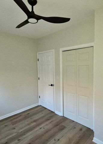 6439 S Saint Lawrence Avenue 2, Chicago, IL 60637