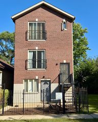 6439 S Saint Lawrence Avenue 2, Chicago, IL 60637
