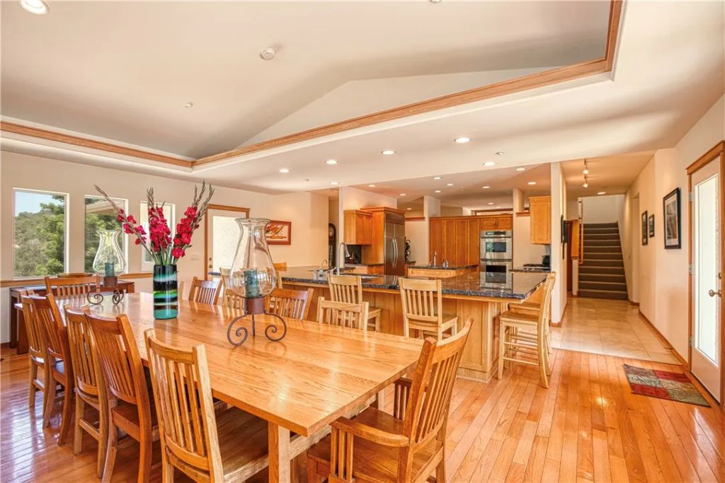 Image 21 of property listing at 4570 Christine Loomis Drive, Arroyo Grande, CA 93420