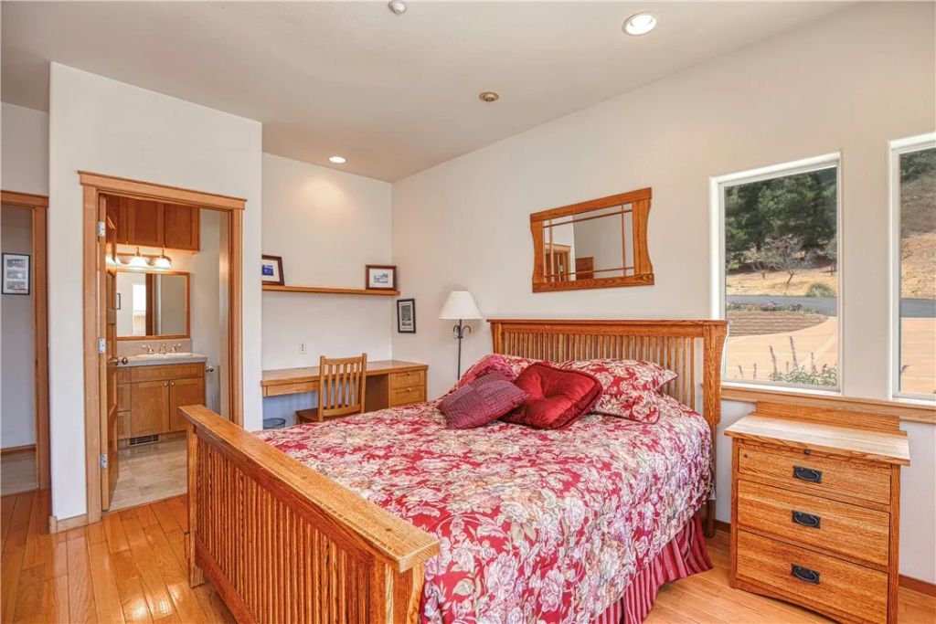 Image 30 of property listing at 4570 Christine Loomis Drive, Arroyo Grande, CA 93420