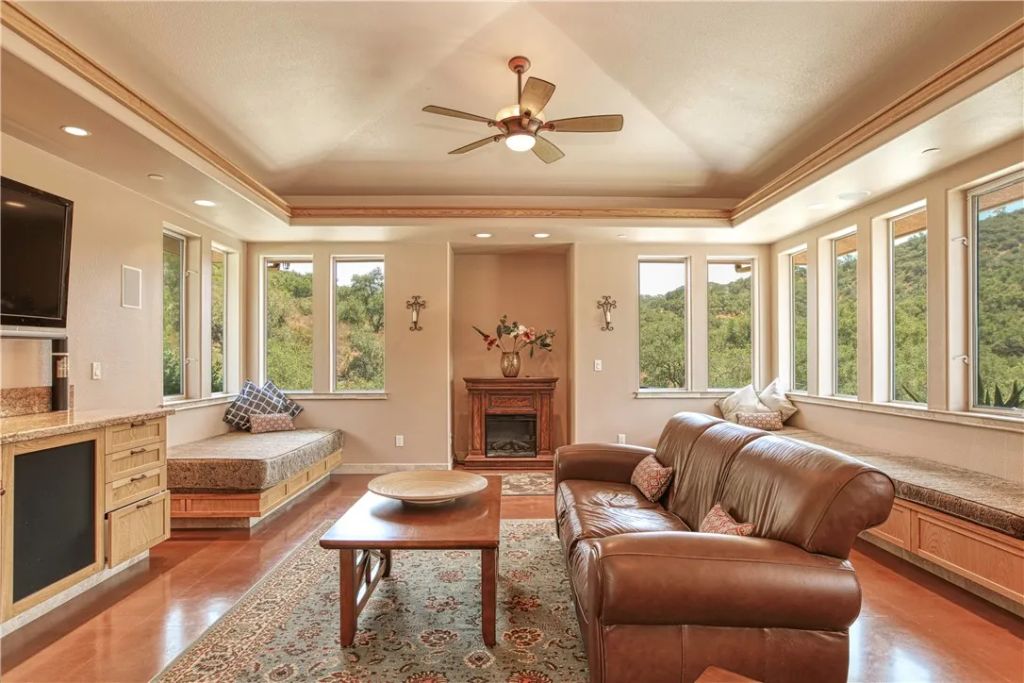 Image 43 of property listing at 4570 Christine Loomis Drive, Arroyo Grande, CA 93420