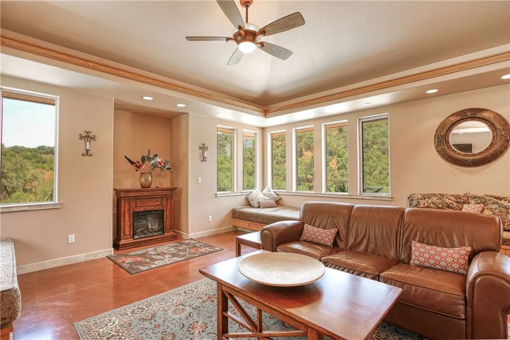 Image 44 of property listing at 4570 Christine Loomis Drive, Arroyo Grande, CA 93420