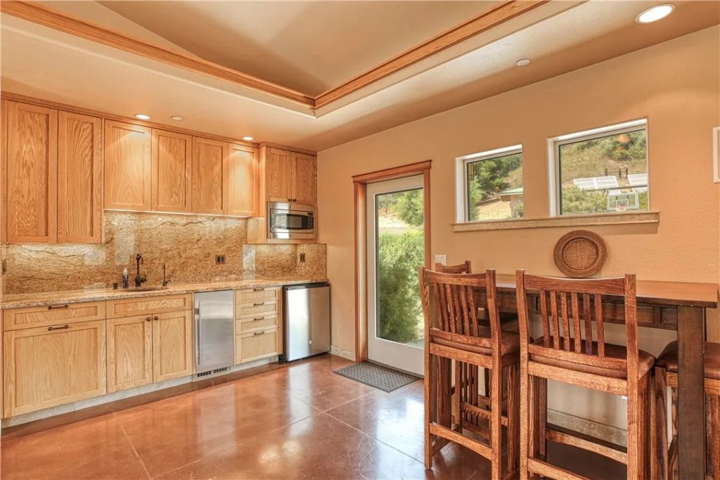 Image 45 of property listing at 4570 Christine Loomis Drive, Arroyo Grande, CA 93420