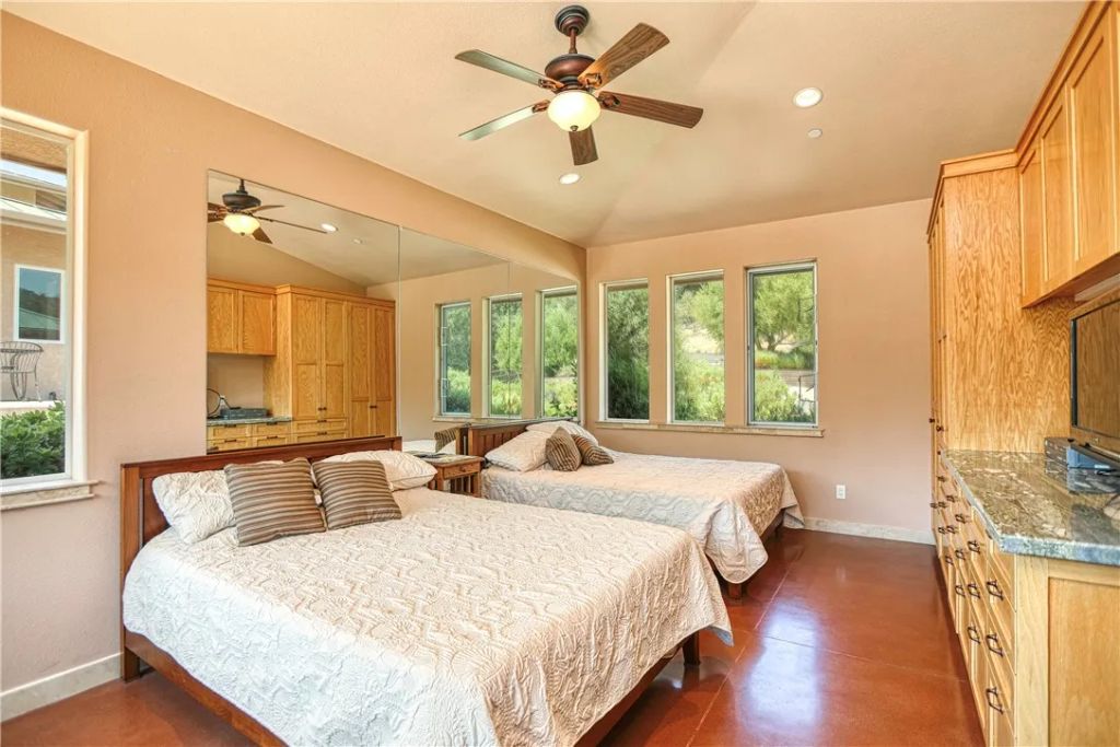 Image 46 of property listing at 4570 Christine Loomis Drive, Arroyo Grande, CA 93420