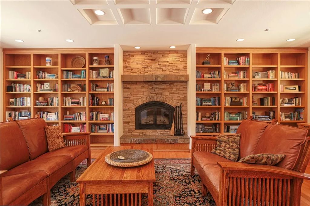 Image 8 of property listing at 4570 Christine Loomis Drive, Arroyo Grande, CA 93420