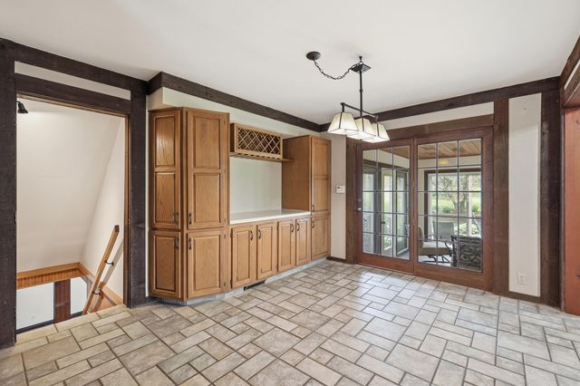 5575 Giles Avenue NE, Rockford, MI 49341