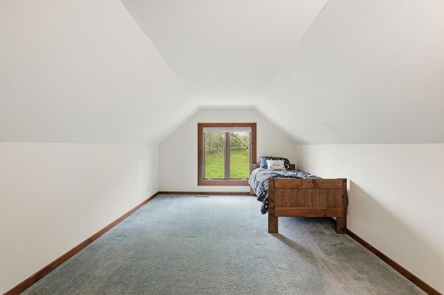 5575 Giles Avenue NE, Rockford, MI 49341